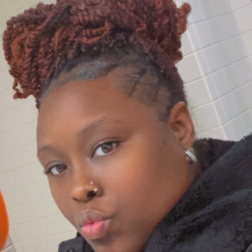 Meet your Posher, Kendra